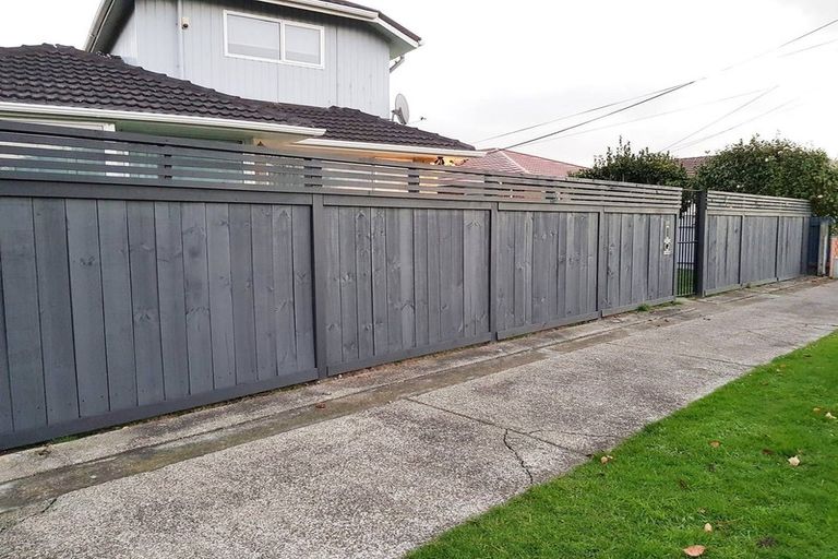 Photo of property in 20 Holyoake Crescent, Avalon, Lower Hutt, 5011