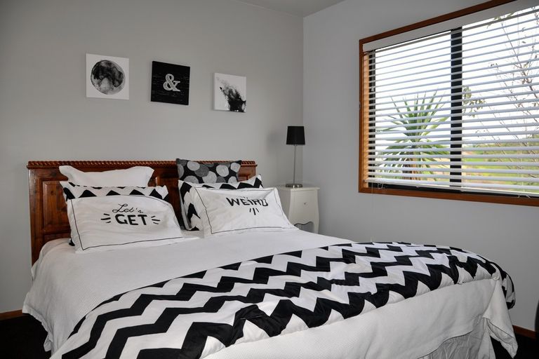 Photo of property in 35 Mayor View Terrace, Waihi Beach, 3611