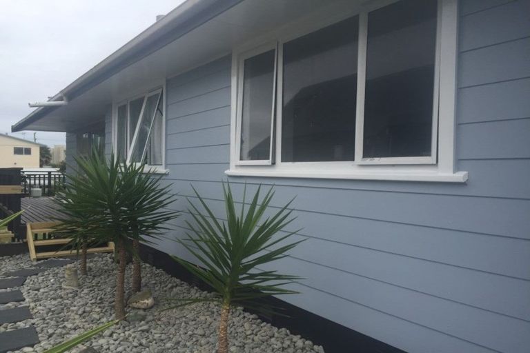 Photo of property in 1269 Papamoa Beach Road, Papamoa Beach, Papamoa, 3118