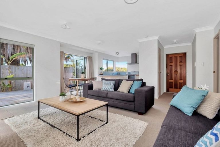 Photo of property in 316a Papamoa Beach Road, Papamoa Beach, Papamoa, 3118