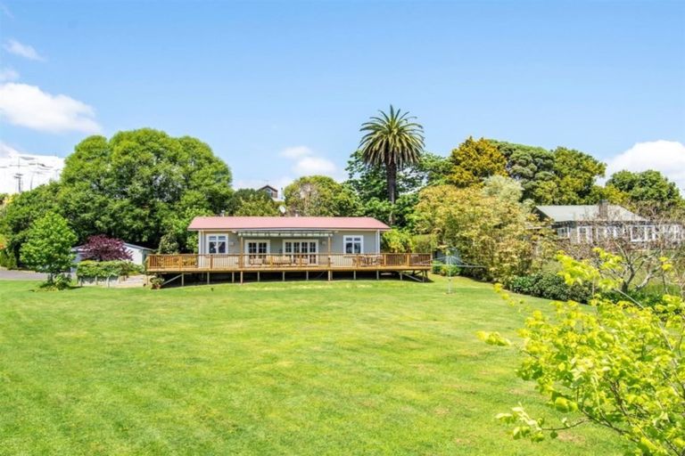 Photo of property in 120 State Highway 2 North, Bethlehem, Tauranga, 3110