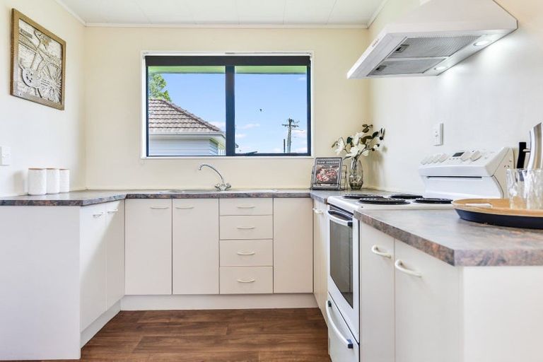 Photo of property in 15a Vernall Street, Nawton, Hamilton, 3200