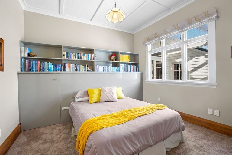 Photo of property in 59 Brooklands Road, Brooklands, New Plymouth, 4310