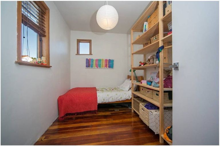 Photo of property in 1/52 Seabrook Avenue, New Lynn, Auckland, 0600