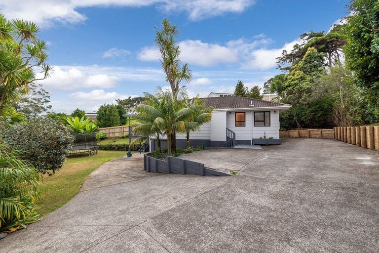 Photo of property in 21 Stott Avenue, Birkdale, Auckland, 0626