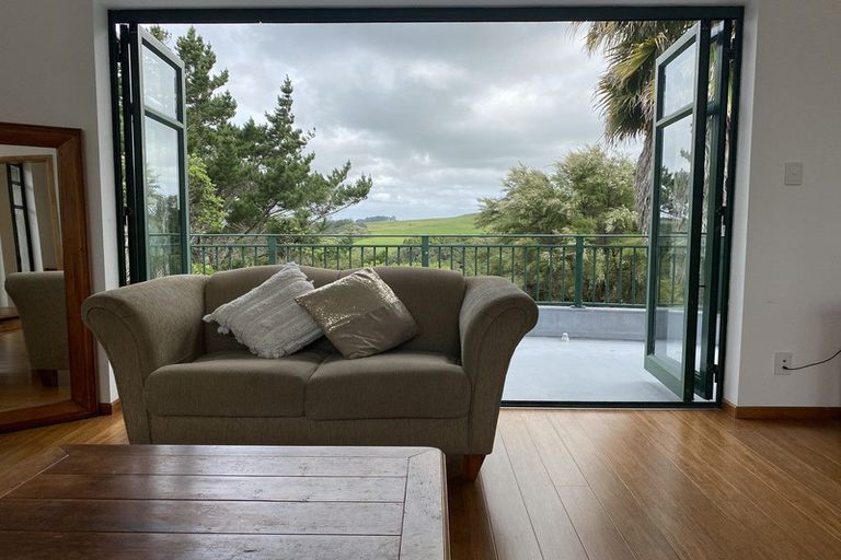 Photo of property in 1447 Old North Road, Helensville, 0875