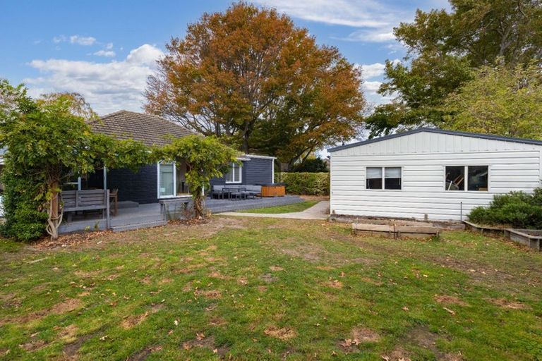 Photo of property in 184 Aorangi Road, Bryndwr, Christchurch, 8053