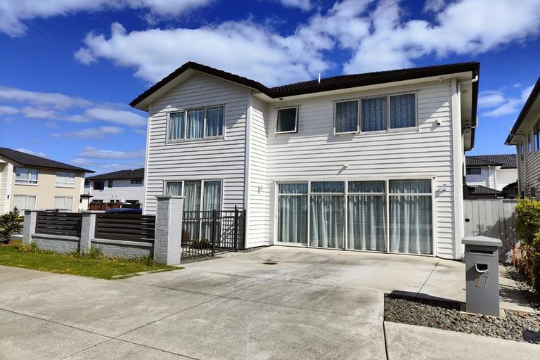 Photo of property in 27 Horsefields Drive, Flat Bush, Auckland, 2019