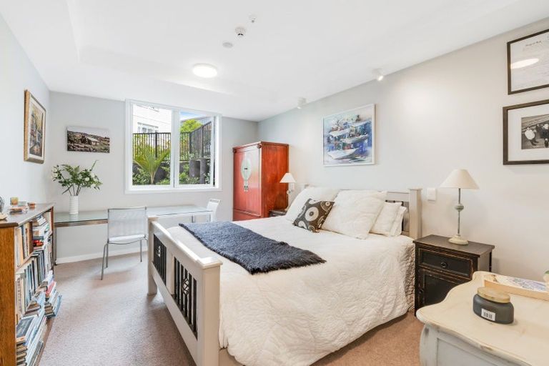 Photo of property in 122 Eaves Bush Parade, Orewa, 0931