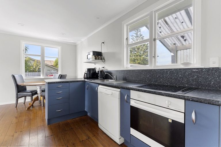 Photo of property in 9 Ngaire Street, Longburn, Palmerston North, 4412