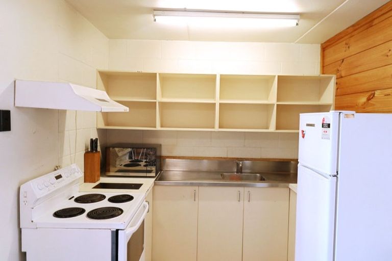 Photo of property in Te Awhina Apartments, 21/22 Sussex Street, Mount Cook, Wellington, 6021