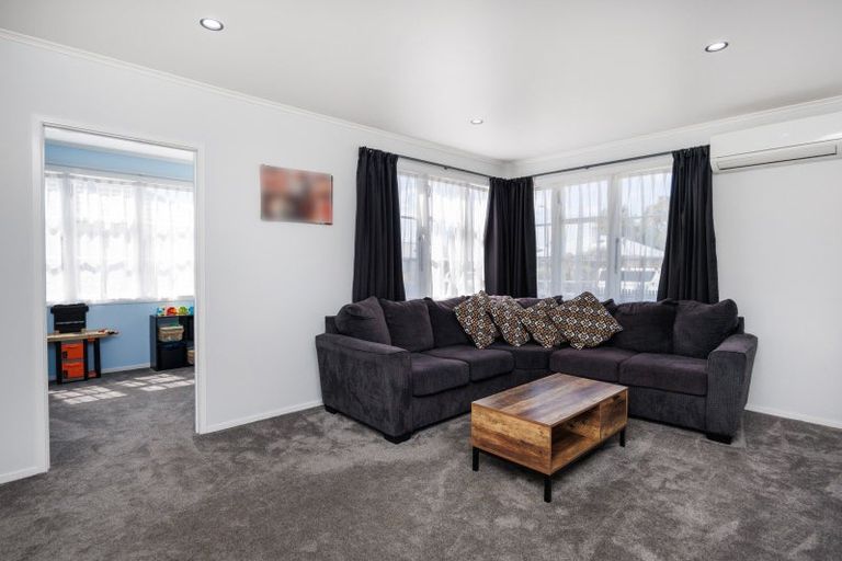 Photo of property in 42 Clyde Crescent, Roslyn, Palmerston North, 4414