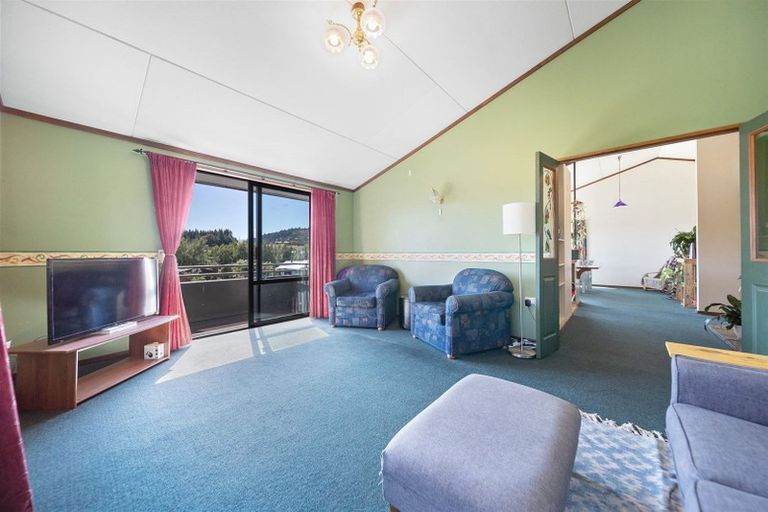 Photo of property in 98 Mount Iron Drive, Wanaka, 9305