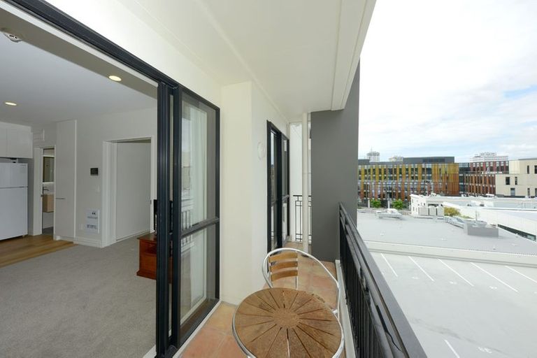 Photo of property in West Fitzroy, 6a/66 Armagh Street, Christchurch Central, Christchurch, 8013