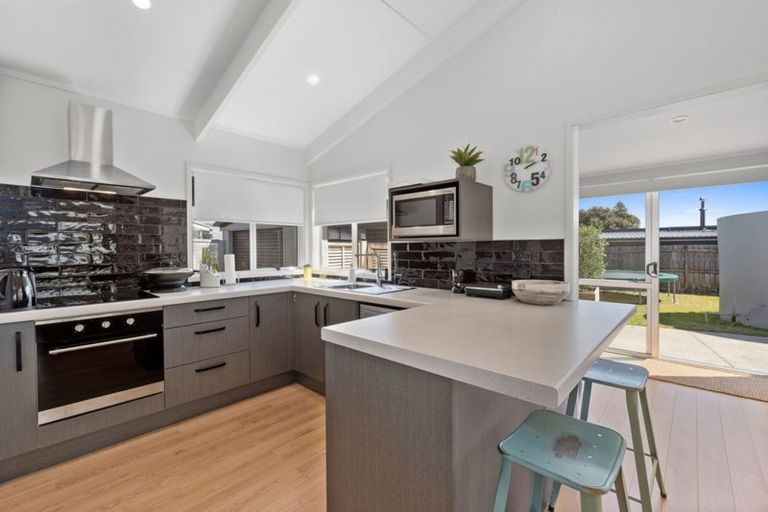 Photo of property in 5 Shamrock Crest, Omaha, 0986