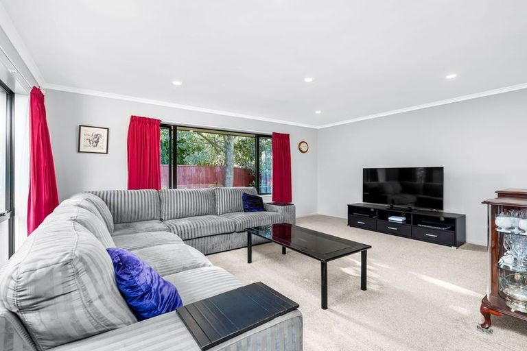 Photo of property in 8 Thornaby Close, Burnside, Christchurch, 8053