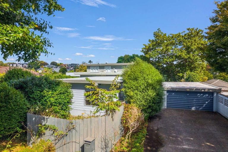 Photo of property in 481 River Road, Fairfield, Hamilton, 3214