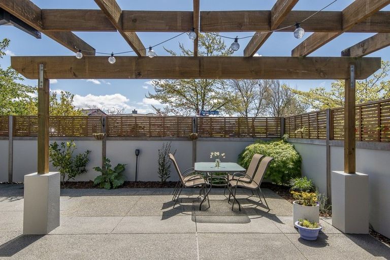 Photo of property in 30 John Campbell Crescent, Hillmorton, Christchurch, 8024