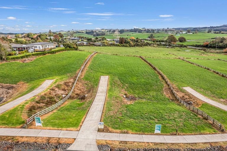 Photo of property in 8 Frost Rise, Hunua, 2583