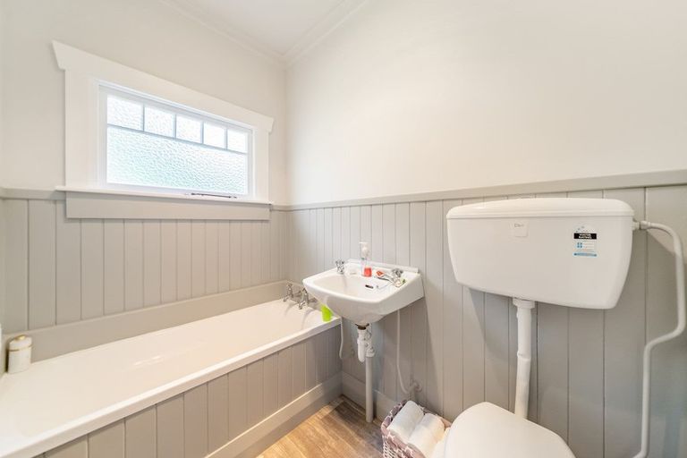 Photo of property in 72a Moeraki Road, Maoribank, Upper Hutt, 5018