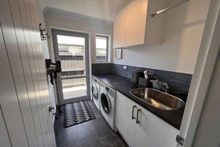 Photo of property in 7 Sarah Street, Marshland, Christchurch, 8083