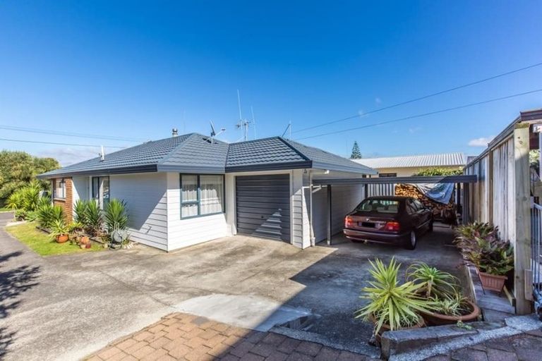 Photo of property in 67a Simpson Road, Papamoa Beach, Papamoa, 3118