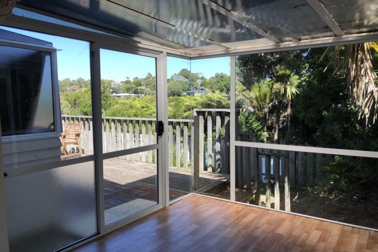 Photo of property in 40 Glamorgan Drive, Torbay, Auckland, 0630