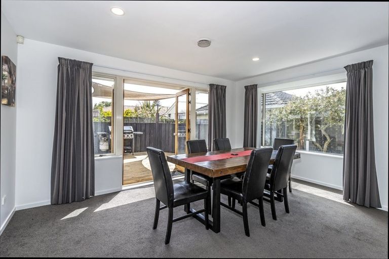 Photo of property in 169 Grimseys Road, Redwood, Christchurch, 8051