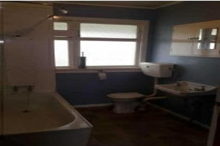 Photo of property in 4 Price Street, Waimate, 7924