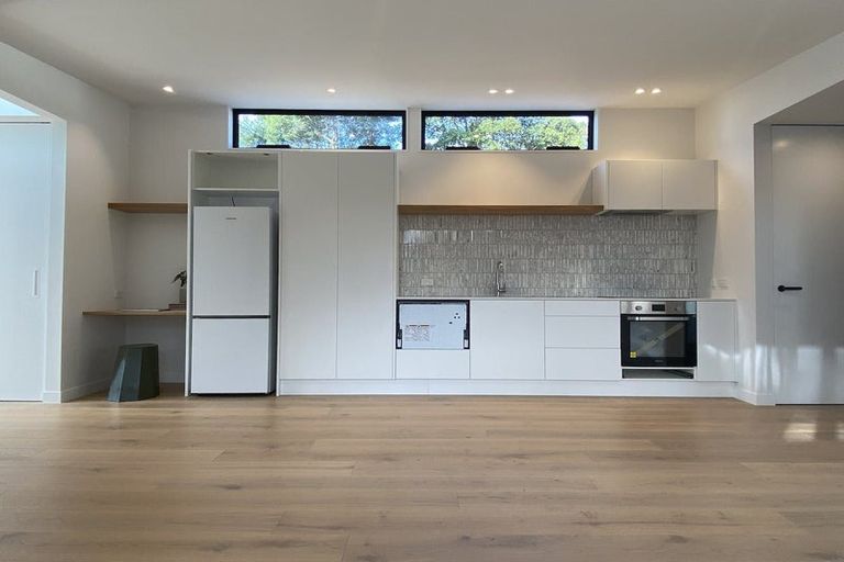 Photo of property in 131e Rosier Road, Glen Eden, Auckland, 0602