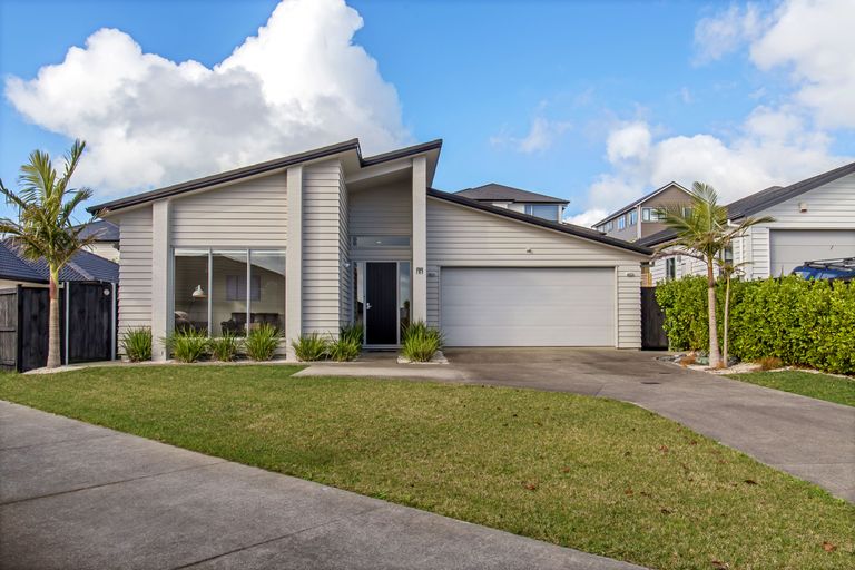 Photo of property in 11 Sibling Court, Silverdale, 0932