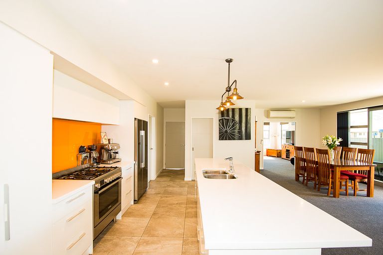 Photo of property in 13 Stowell Drive, Cromwell, 9310