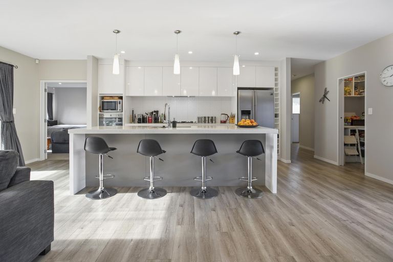 Photo of property in 121 Harbourside Drive, Karaka, Papakura, 2113