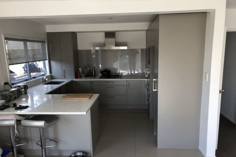 Photo of property in 6a Vincent Road, Northcote Point, Auckland, 0627