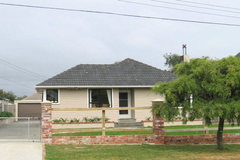 Photo of property in 31 Pokaka Street, Birchville, Upper Hutt, 5018