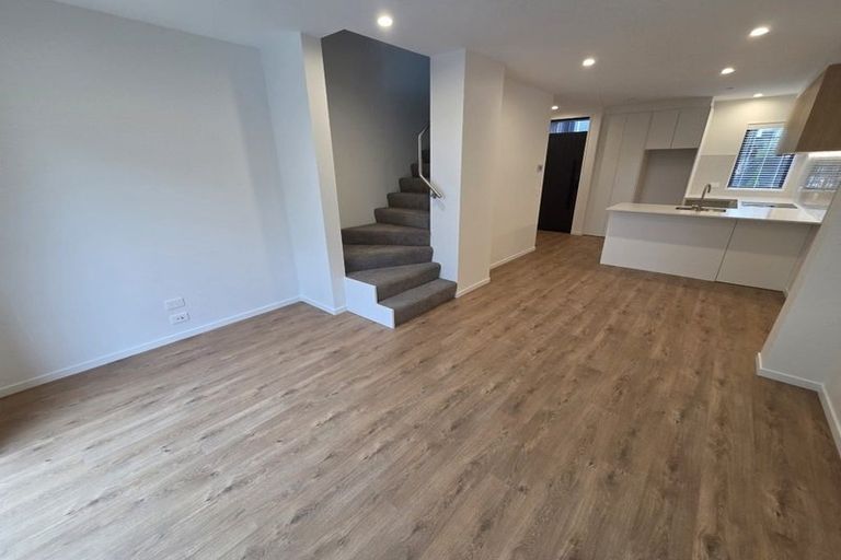 Photo of property in 5/13 Donald Place, St Albans, Christchurch, 8014