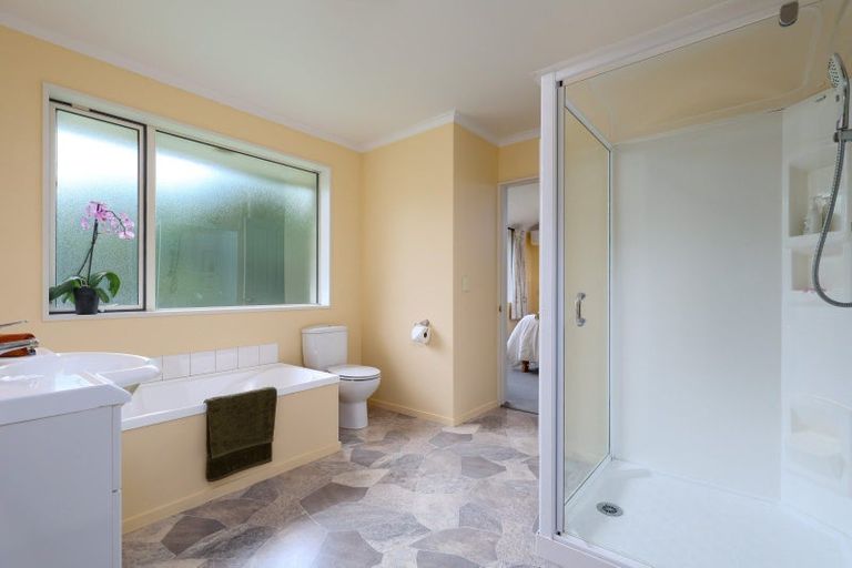 Photo of property in 5 Frenchay Drive, Atawhai, Nelson, 7010
