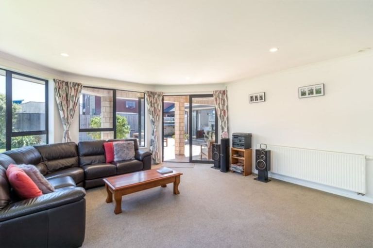 Photo of property in 103 Aston Drive, Waimairi Beach, Christchurch, 8083