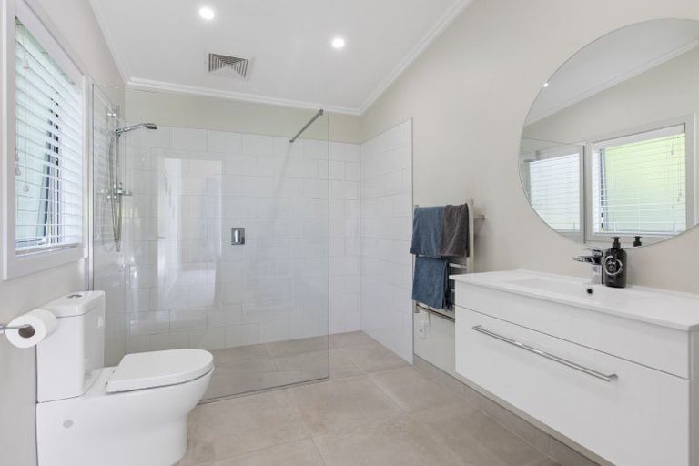 Photo of property in 114 Bombay Road, Bombay, 2675