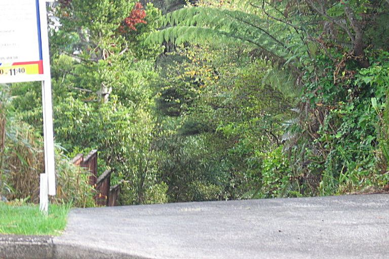 Photo of property in 91 Takahe Road, Titirangi, Auckland, 0604