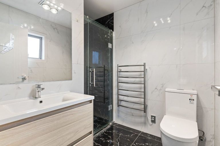 Photo of property in 87a Oxford Terrace, Epuni, Lower Hutt, 5011