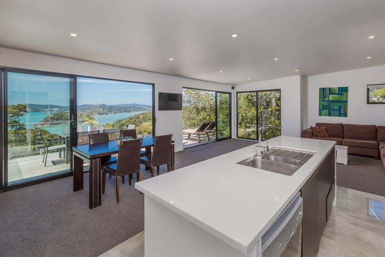 Photo of property in 23 Totara Heights Way, Paihia, 0200