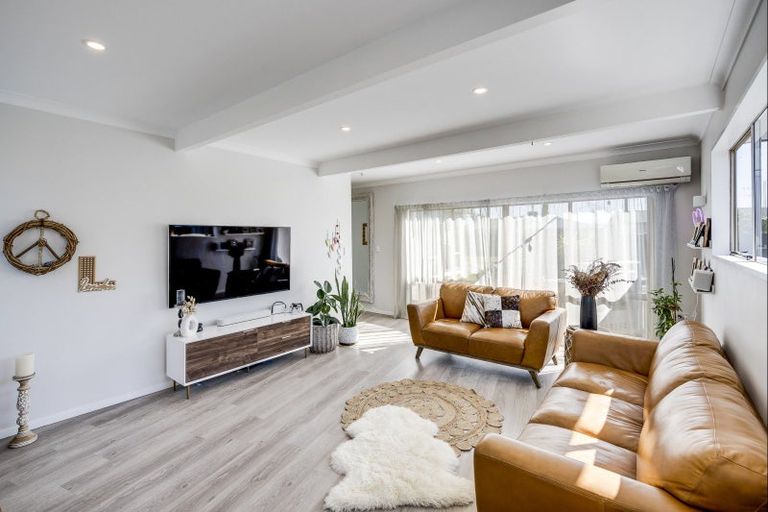 Photo of property in 37 Norwich Crescent, Tamatea, Napier, 4112