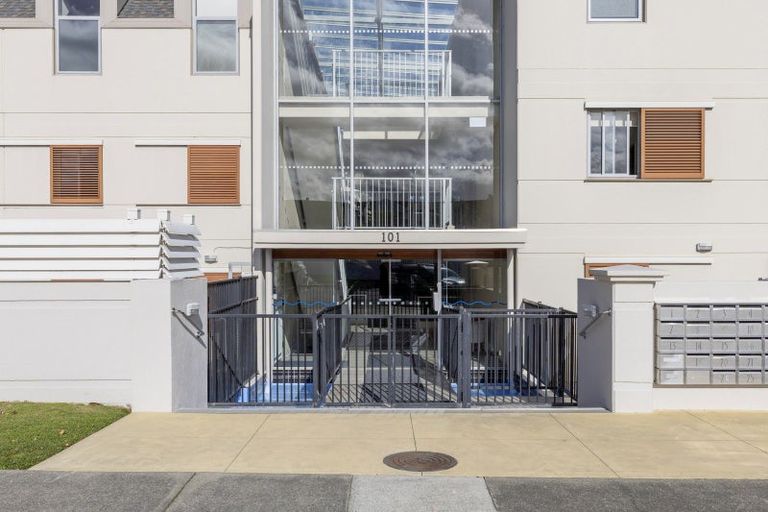 Photo of property in 101 On Roberts, 2/101 Roberts Street, Taupo, 3330