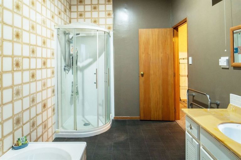 Photo of property in 20c Siska Place, Upper Riccarton, Christchurch, 8041