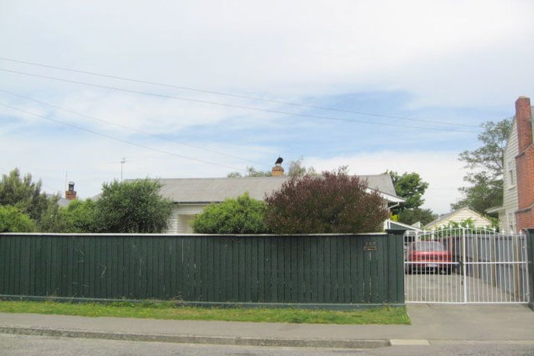 Photo of property in 160 Weston Road, St Albans, Christchurch, 8052