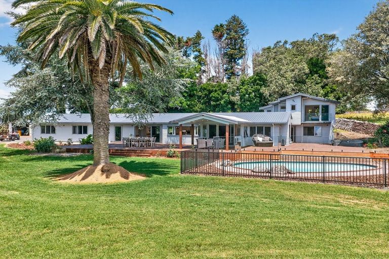 Photo of property in 589 Ngunguru Road, Glenbervie, Whangarei, 0173