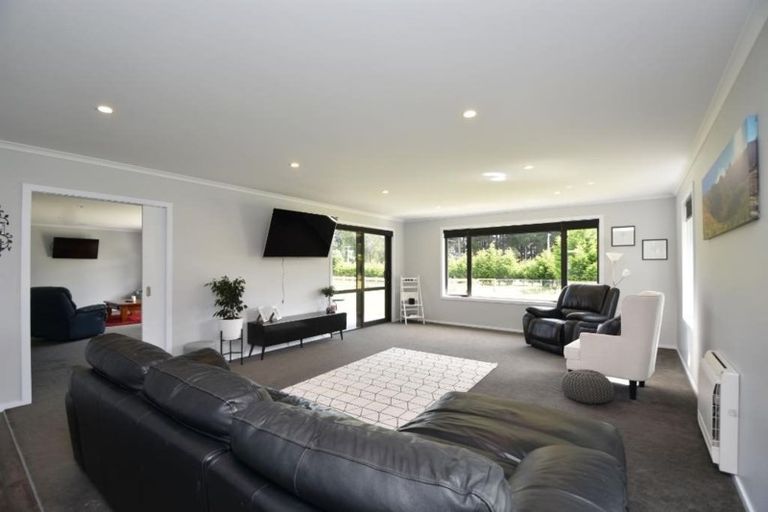 Photo of property in 93 Drysdale Road, Myross Bush, Invercargill, 9872