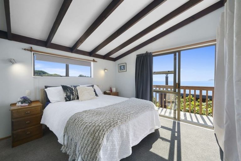 Photo of property in 1 Haunui Way, Pukerua Bay, 5026