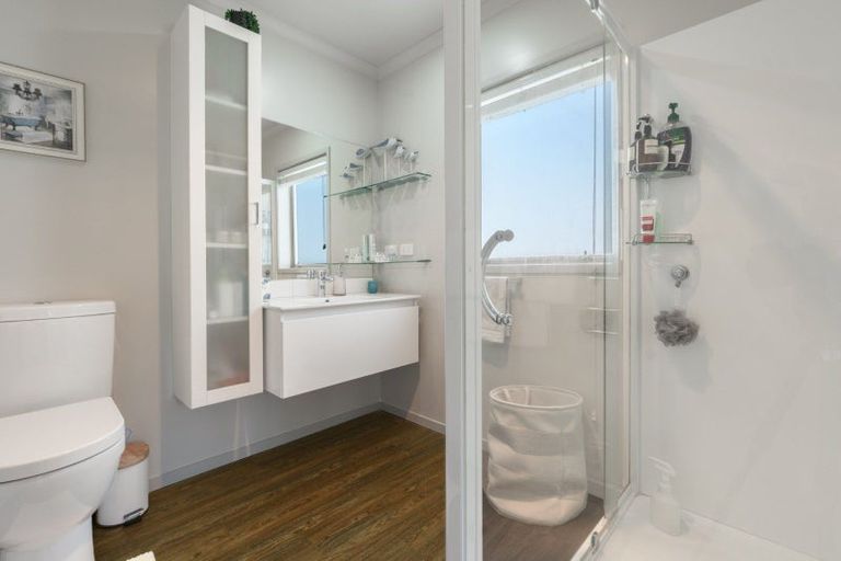 Photo of property in 162 Oteki Park Drive, Welcome Bay, Tauranga, 3112